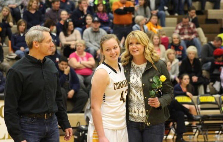 HHS_LCB's tweet photo. Thank you to Joslyn Jarrett, Carliegh Short, and Elizabeth Burns. Words can't describe what you did for this team. https://t.co/9U1BYrHctQ