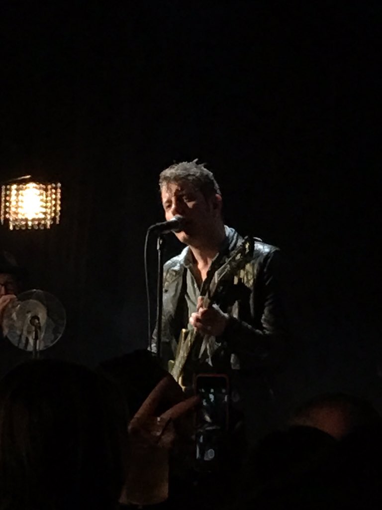 ramorton1984's tweet photo. @Andersoneast thx for an AWESOME girls night out! 💕💕 #devilinmetour #satisfy https://t.co/DzLOPRKDuD