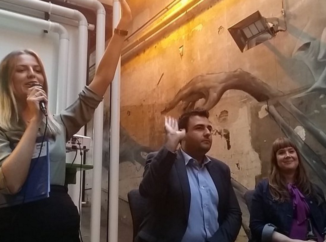 SpendloveLamb's tweet photo. I spoke about #DigitalMarketing with #ESCMelb a few weeks ago and we had a blast! @ESCmelb https://t.co/nv1MtOK3RT https://t.co/6feJf8Py2U