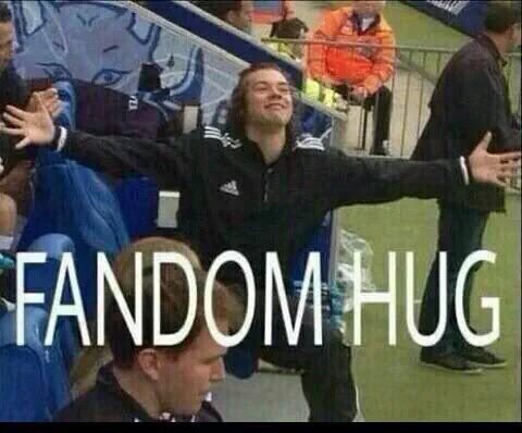 Harrys_my_Angle's tweet photo. @_four_nipples_ @The_curly_one1D #1DFandomHug #Vote1DirectionUK #KCA #1dfamilyyy_1d #1DFandomSlaysTheWorld https://t.co/llOldYXOVW