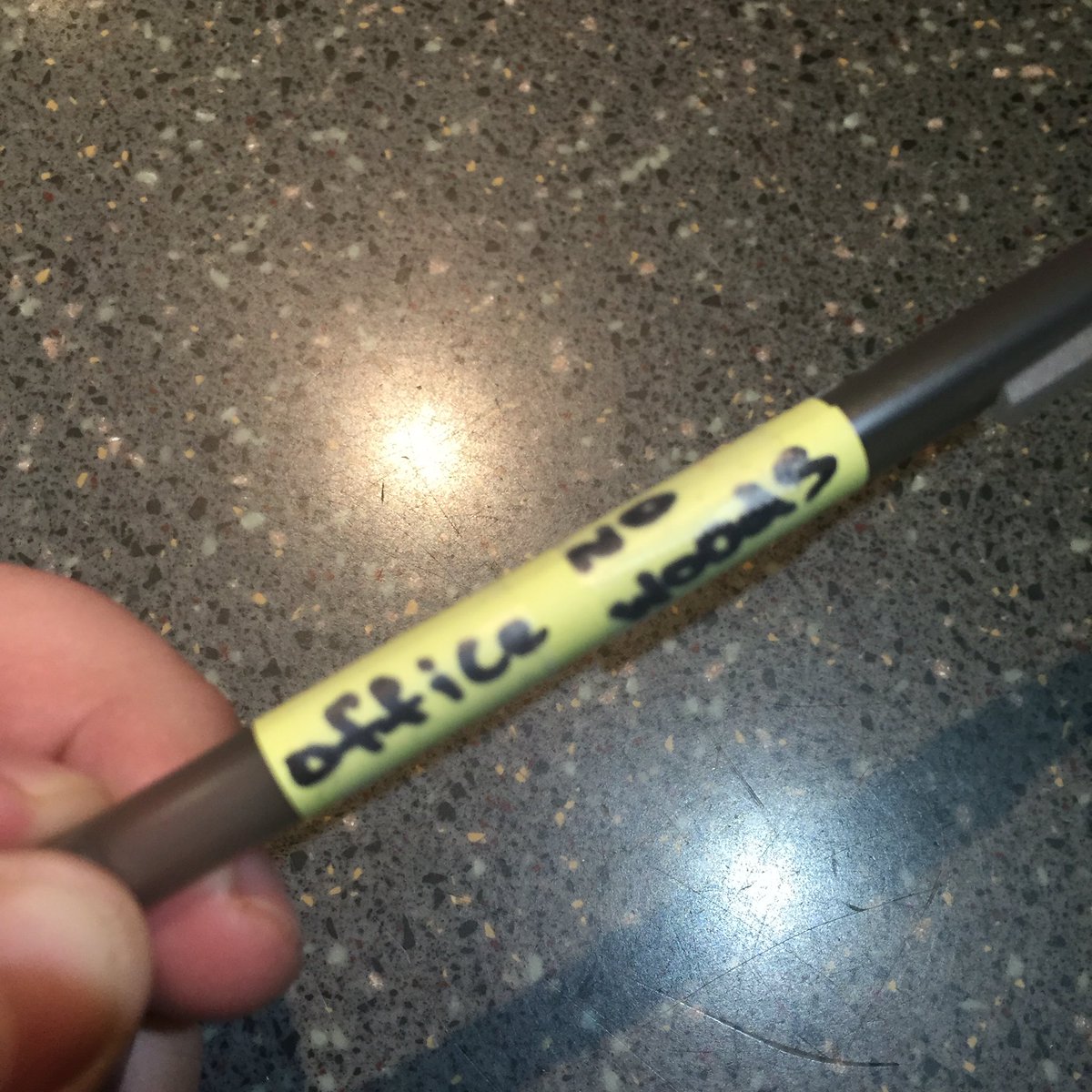 HambySanDiego's tweet photo. Posting this just so I have proof.....#LaterMan @cantorewoods #FreshPen #OfficeSupplies @radiomang @hilahil @FM949sd https://t.co/OA76TuiXg4