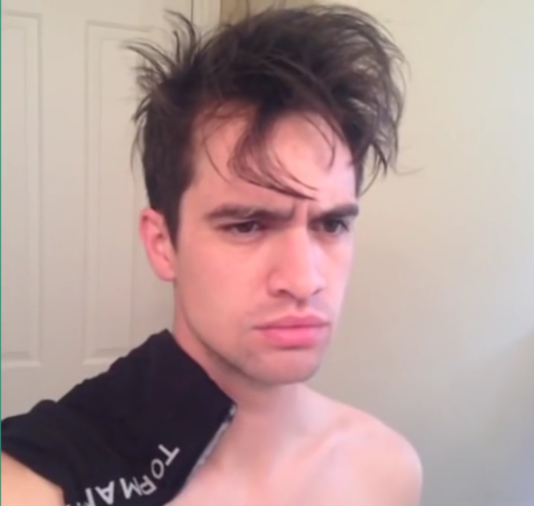 Oqueenhell's tweet image. Мое типичное утро