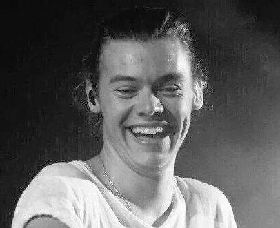dimplehxrrys's tweet photo. i hope you're always smiling! you deserve all the love and happiness of this world. be happy always ✨♥ @Harry_Styles https://t.co/DPgiuJgr1G