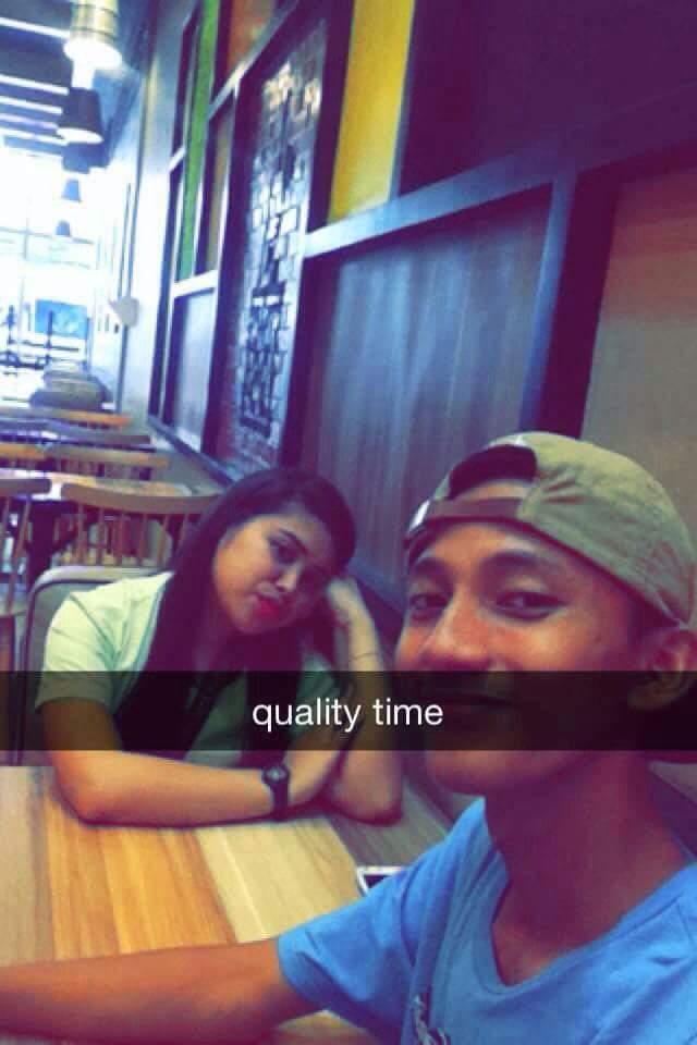 sheilalatte's tweet photo. wa pa nahuman ang adlaw, pero kumpleto na. 💕👫 https://t.co/IF4s7u2hd3