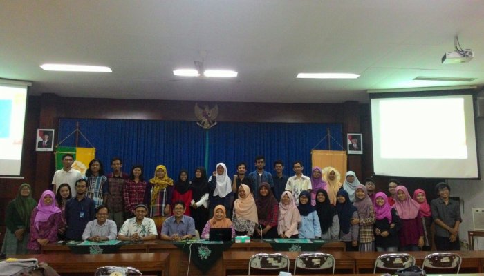 UGMYogyakarta's tweet photo. #beritaUGM Mengoptimalkan Peran Media Sosial https://t.co/8cHeY8ms1w https://t.co/7xBn7vT2fp