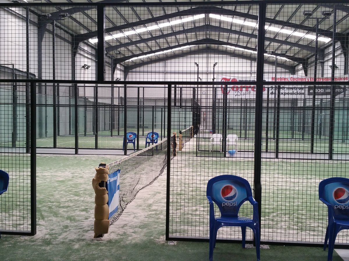 Ya está todo listo para el I Torneo Box Padel-GranaPadel!!! A las 17.00 primeros partidos!!!
