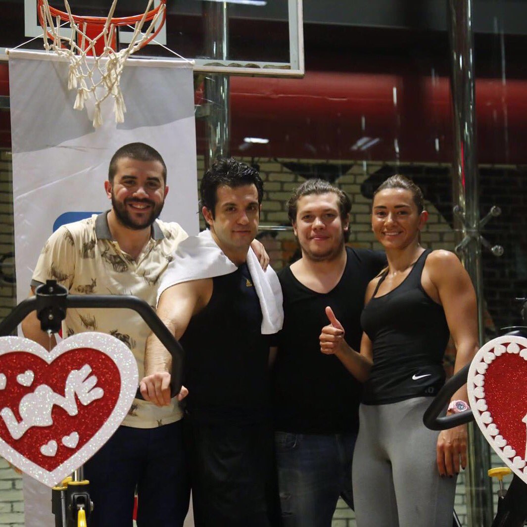 mostlifeclub's tweet photo. Etkinliğimize birbirinden güzel şarkılar ile renk katan DJ Çağan &amp; Çağan'a teşekkür ederiz. https://t.co/JzGGWclrMi
