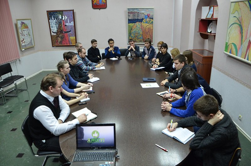 В областном центре прошла презентация общественного кадрового проекта #Ямогу2016 dvp.ivanovoobl.ru/news/v-oblastn…