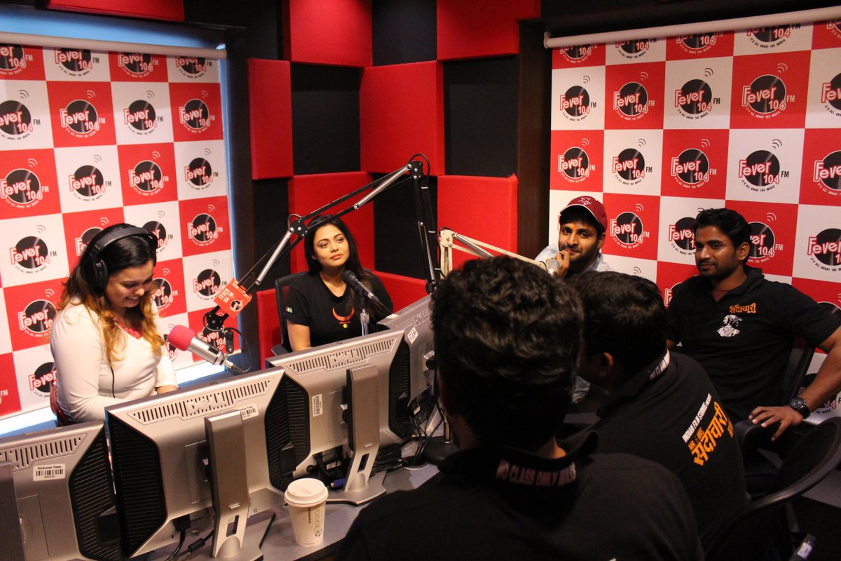 RJUrmin's tweet photo. Todays Spl:Cast of @IamSadachari on @Fever_104FM talkin abt their film RIGHT NOW! Get a Chance to win a Mobile Phone https://t.co/d1p4EEVXH4