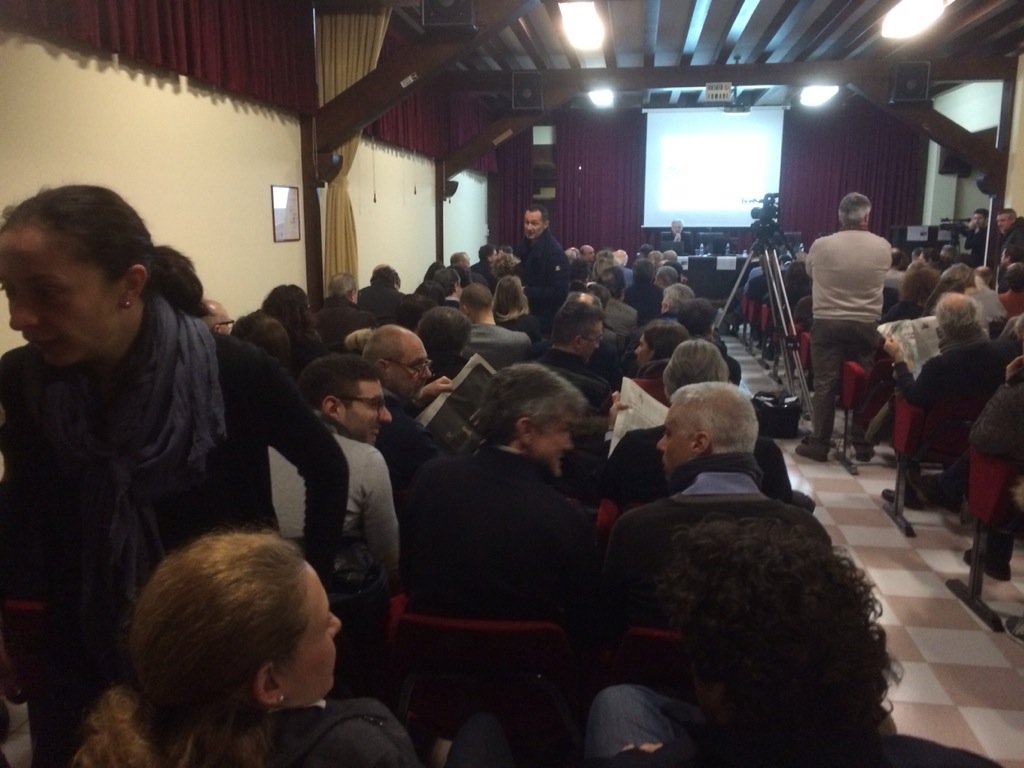 ArchitRoma's tweet photo. Montebelluna 19/2/16! Hotel San Marco....full!!! @ClimAbita @NLantschner @archidemar @HausRubner @TommasoFilice https://t.co/o7WpnIgeAt
