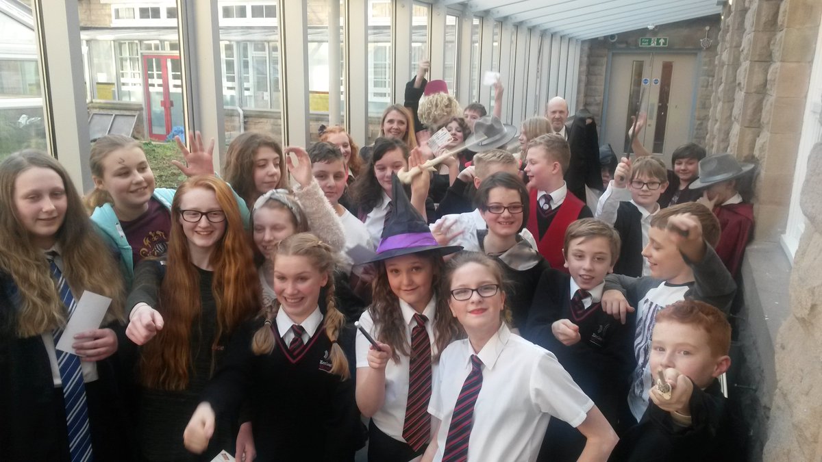 It was a spellbinding evening at the Ecco #harrypotterbooknight. Well done to the winning house- Ravenclaw!