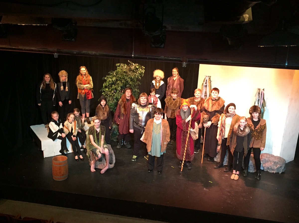 SBT_YouthStage's tweet photo. THE HOBBIT enters it's final weekend at SBT! Don't miss this live action Tolkien classic => https://t.co/n3PbBV6j3y https://t.co/Bl31xDQ7Ca