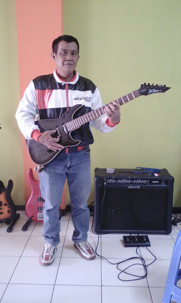 Robby Freakenstein tweet media