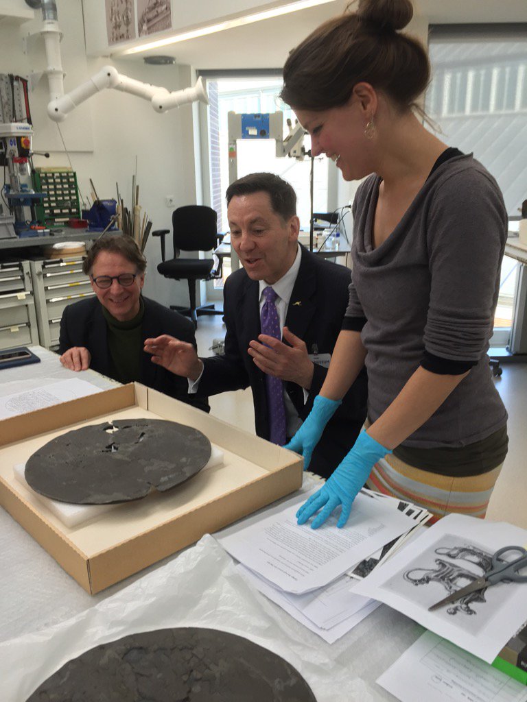 Brett Mason (@brett_j_mason) on Twitter photo Not just any plate - it's Dirk Hartog's! Australia's first European artifact <a href="/rijksmuseum/">Rijksmuseum</a> #DirkHartog2016 Not just any plate - it's Dirk Hartog's! Australia's first European artifact <a href="/rijksmuseum/">Rijksmuseum</a> #DirkHartog2016