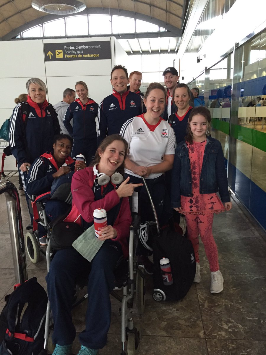GLOVER1981's tweet image. Thank you GB cycling team for having a photo with Holly. Her Dad was really pleased. @ParalympicsGB @TeamGB
