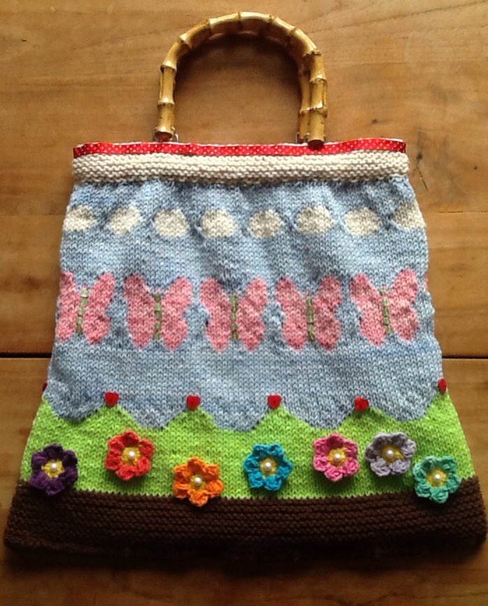 JoseBianca's tweet photo. #gratis #werkbeschrijving #breien #tas #stitchfiddle #freubelweb #scheepjes #softfun
https://t.co/1khRRBwpIJ https://t.co/hCE9Gq1xmn