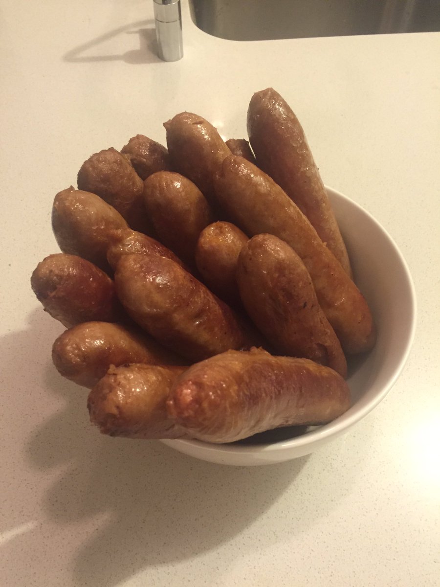 JosephDaleyN98's tweet photo. @manufeildel hey Manu, made a banger of a dish tonight. Is this MKR worthy? 10/10 would bang...er https://t.co/wKNePjYhZn