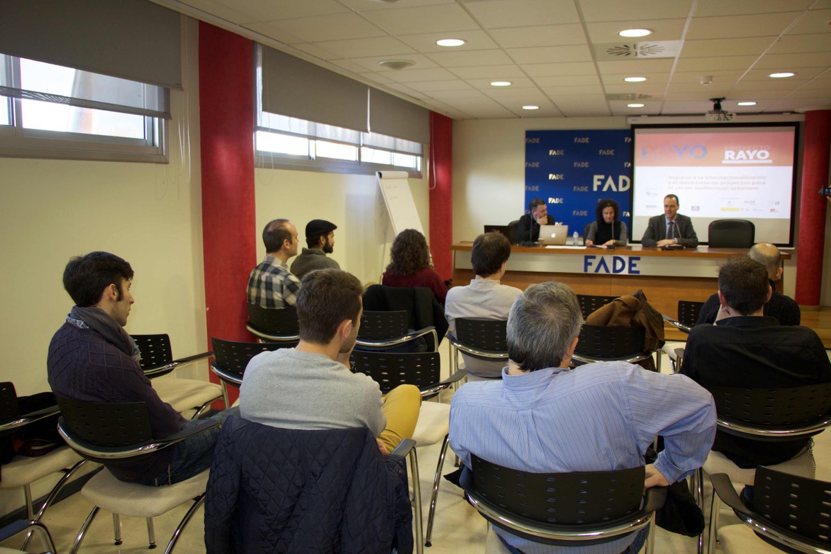 AEPAAsturias's tweet photo. Comenzamos la presentación de actividades del #ProyectoRayo https://t.co/qZxi8d29Jj