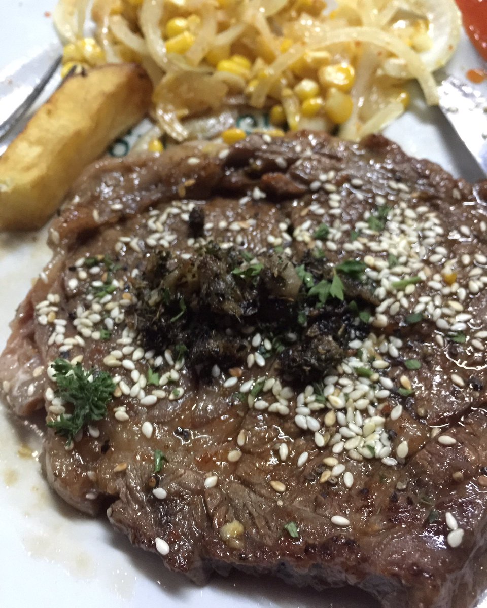 Who want this? Lets meat up at have a steak your self! #steak #supersteak #meat