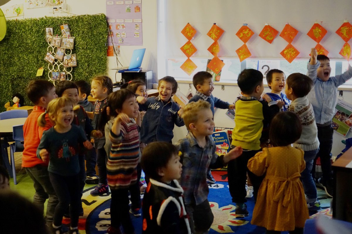 Liddy60's tweet photo. Happy Friday from these PK1 Ss. Loving life and learning to love coming to school  #musicandmovement #sisrocks https://t.co/SldDE336YE