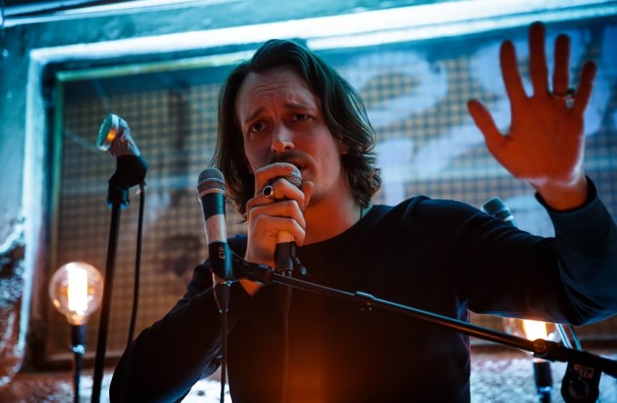 GAFFA_DK's tweet photo. Se flot fotoserie fra i aftes, da @Liimaband gav intimkoncert på @frostcph https://t.co/LReI0fHRLv https://t.co/cbpZKHxTjH