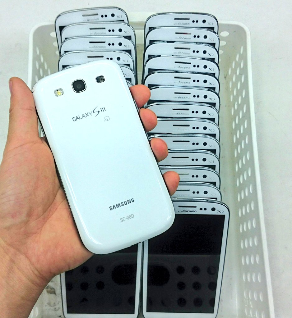 iosys_chuou's tweet photo. ☆中古銀河☆
Galaxy S3 SC-06D
通常中古⇒税込11,800円
傷有中古⇒税込7,980円
こちらも好評販売中!!
特にナナキュッパの方がね(゜∇^d)!!
#akiba #SC06D https://t.co/DYkOvRGiCd