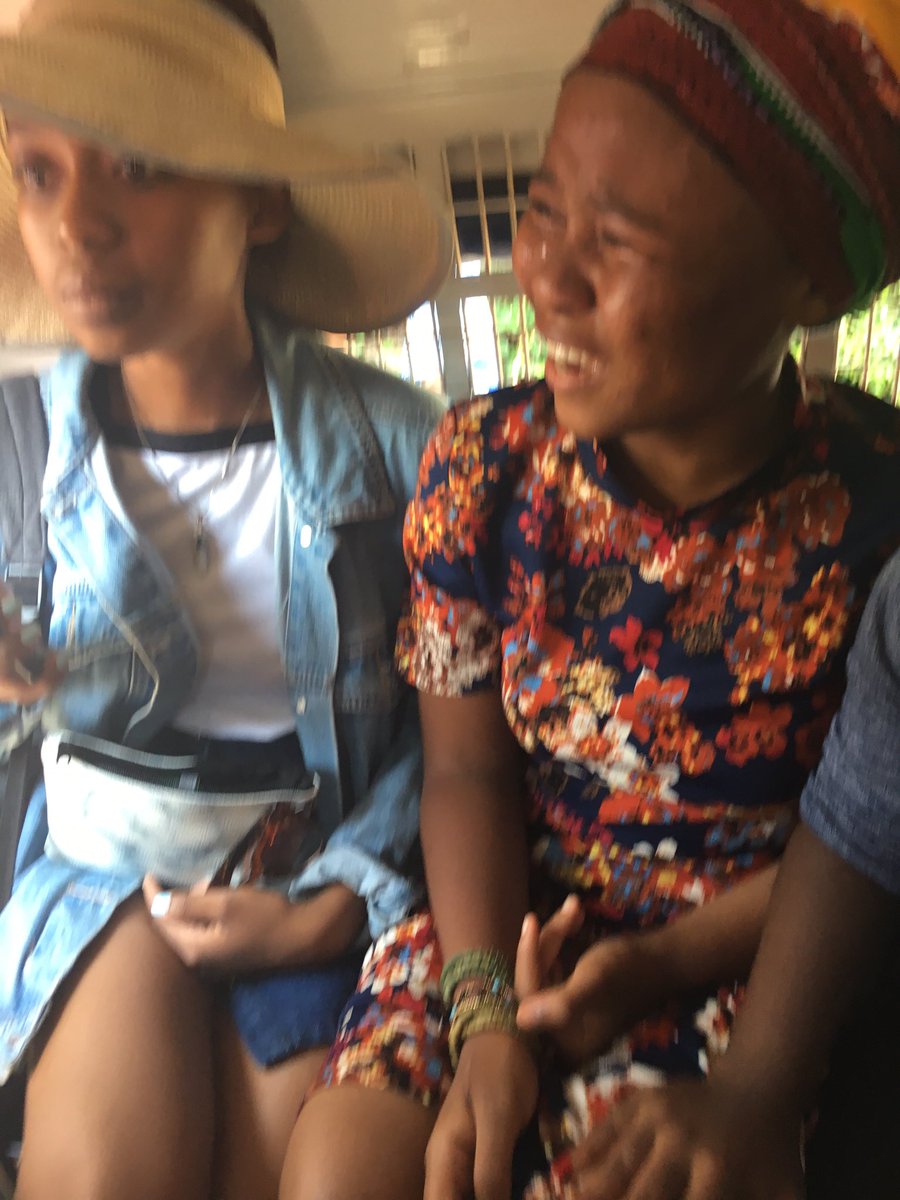 thabithabi_'s tweet photo. RT"@panashechig: We are in the police van right now #WitsFeeMustFall https://t.co/P7N7AEfz4L"