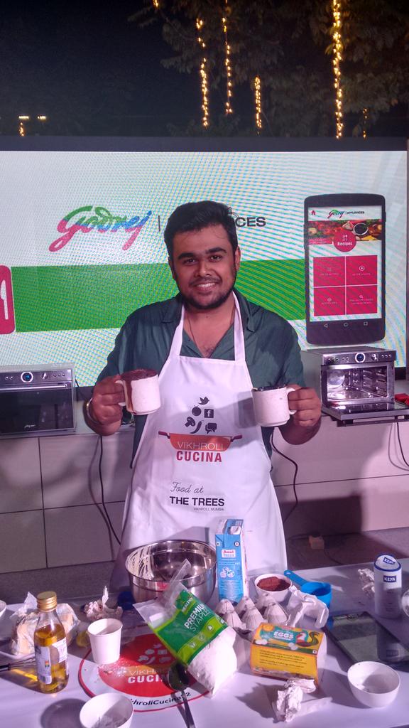 GodrejAppliance's tweet photo. Another trophy to add? #VikhroliCucinaS2 #InstaChefApp #CupACake https://t.co/AGztIMH0gZ
