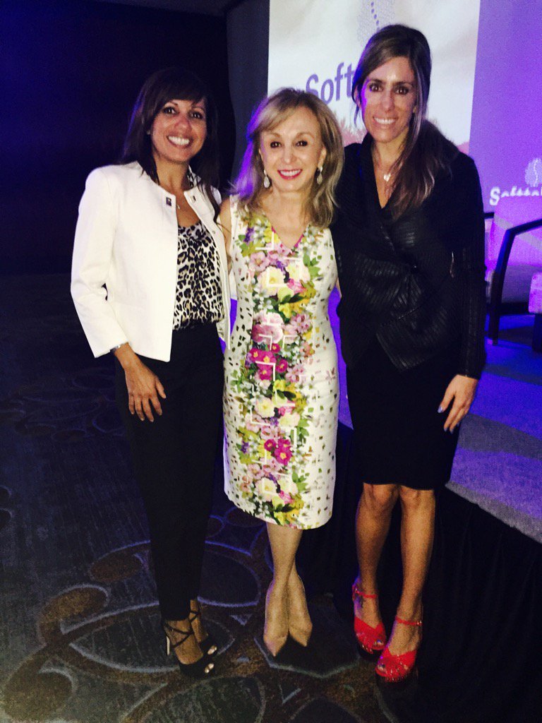 Cami_llia's tweet photo. Wrapping up the event with two very admired women! #Softtek16 @Softtek @Cisco @ileanamelissa28 https://t.co/Wv9logY9PL