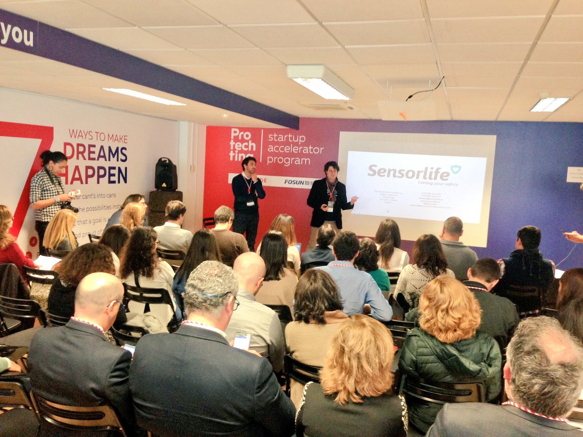 sensorLIFE's tweet image. Final pitch in #protechting done! #Startup #acelerator 🇵🇹🇪🇸🍀📢