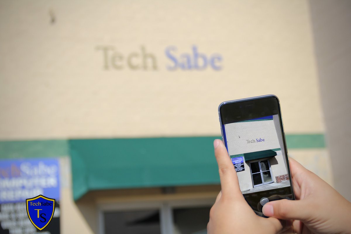 Techsabe's tweet photo. Apple is reportedly working on dual camera technology for the iPhone 7 Plus #DSLRQuality #iPhone #TechSabe #LodiCa https://t.co/f9aJR10cMy