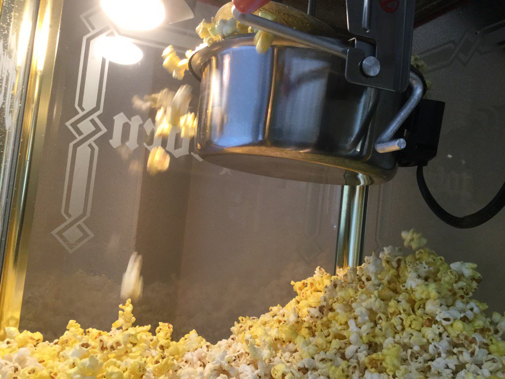 ttu_sds's tweet photo. It's #FreePopcornFriday ! Stop by West Hall 335 to grab some before it's gone! (pic of buttery popcorn being made) https://t.co/gvA8PG8xH3