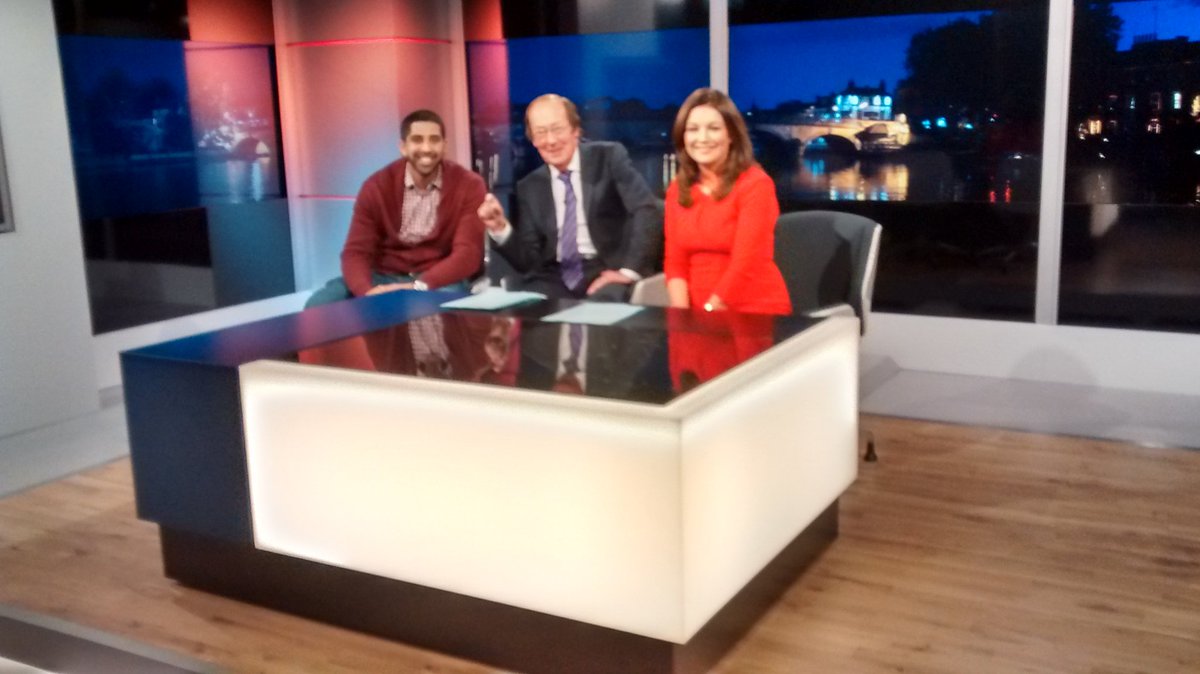 orctweets's tweet photo. We've been filming @itvmeridian this afternoon! #5Dstorage #tech #investment #@uosbusiness @unisouthampton https://t.co/7BfcNGX79Z