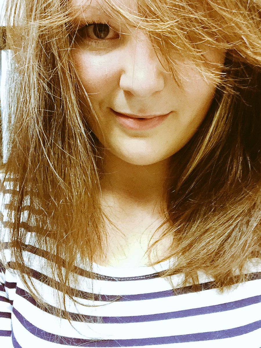 YellaDore's tweet photo. Crazy hair kind of Morning #crossfit #postwod #WeekendWanderlust #vermontskiweekend #friendsfordays https://t.co/IXrjIMn1dZ