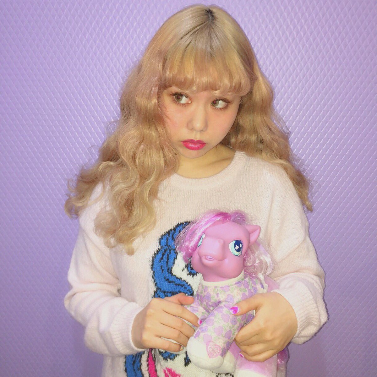 Twitter पर Peco Okuhira Tetsuko 今週のyoutubeぺこちゃんねるは 19mmのコテで巻くウェーブヘアのやり方です ぜひ見てください T Co K0tnnscksb T Co 3gthr8hoad