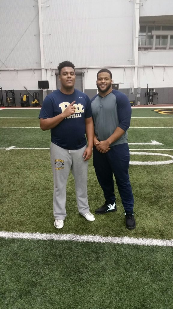 ShadWheeler_'s tweet photo. Had a great workout with @AaronDonald97 last night! #H2P https://t.co/udvCSJpdFR