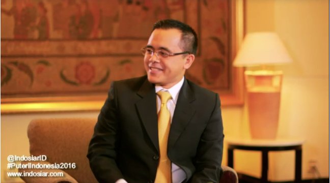 Indosiar's tweet photo. Ini dia para juri yang akan menilai dan menentukan siapa #PuteriIndonesia2016 https://t.co/w3ILIZsqyS