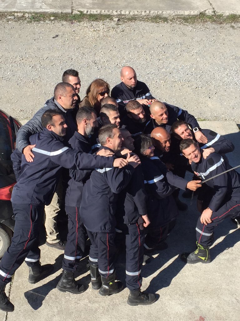 LudovicBILLA's tweet photo. Fin de stage coach #APC Encadrant de proximité. Groupe au top 👍🏻#APClaClasse #SDIS #Formation #SapeursPompiers https://t.co/yWMaQ9FCBP