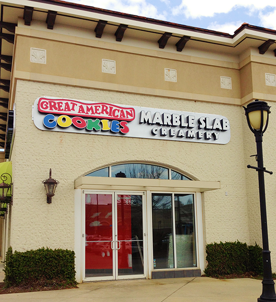SignFabInc's tweet photo. Our #FeaturedSign comes from L A Sign Service in Theodore, AL! #ChannelLetters #Signs #WirewaySign https://t.co/SgL4Gm3qZX