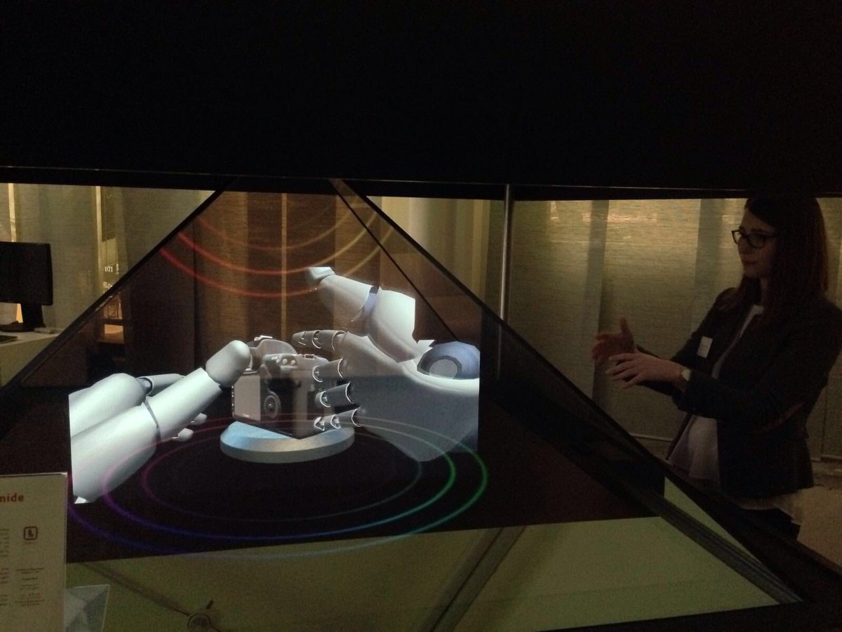 trendone's tweet photo. Unser #AfternoonforInnovators zum Thema #VirtualReality startet jetzt! Thanx @tennagels & #present4d für den Support https://t.co/h1b52NkSDo