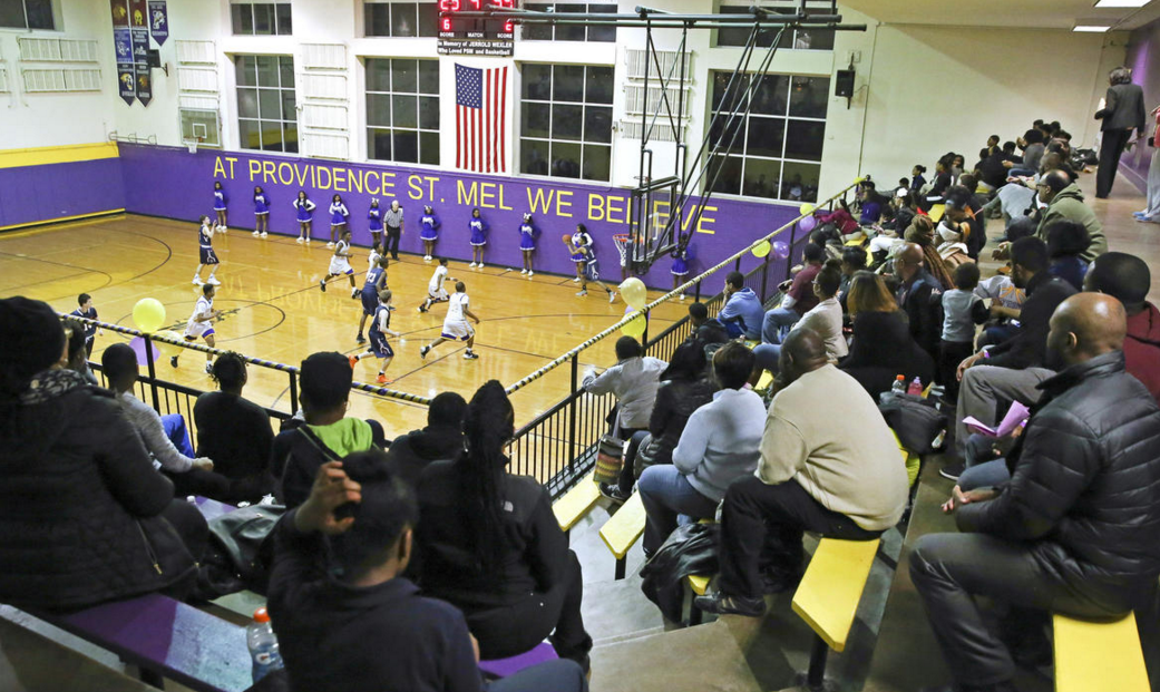 ChiTribPreps's tweet photo. Gym dandies: 20 best high school basketball venues in Illinois https://t.co/RBKL44lVYZ https://t.co/fvmN8Wl3uO