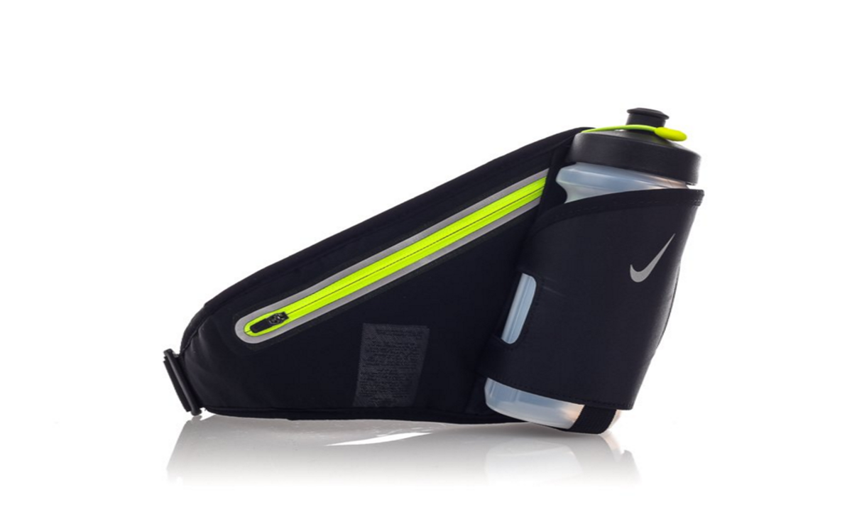 It's still #FreebieFriday! Fav, RT &amp; Follow for your chance to win a  @nike Hydration pack: runrun.london/freebie-friday/