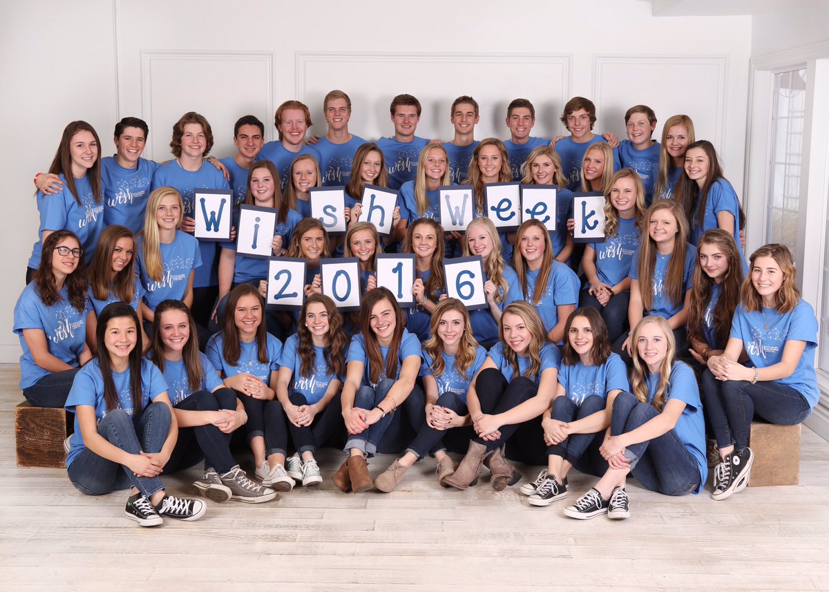 laurenmyers0101's tweet photo. RC STUCO IS READY FOR WISH WEEK💙🌟💫 #RCLoves...? https://t.co/dOgVvTG7zf
