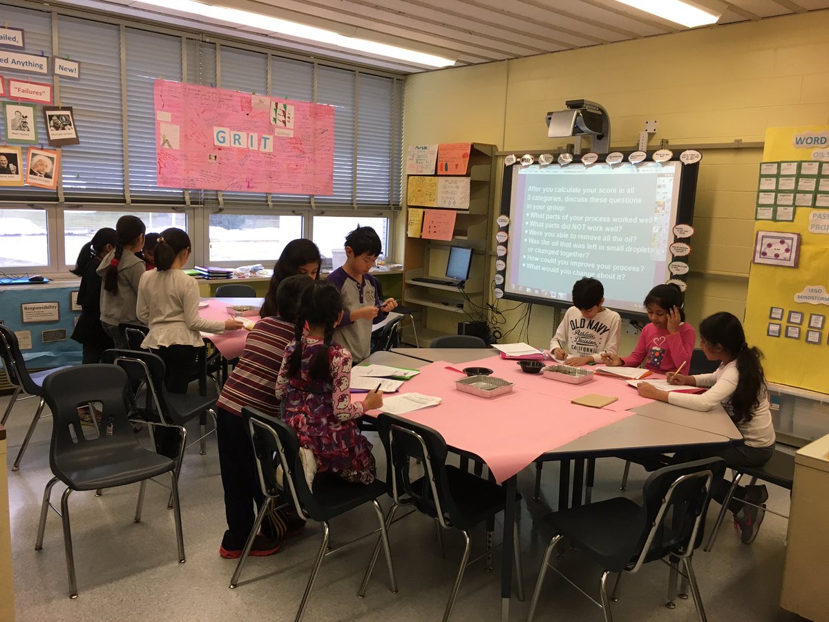 100% engagement makes me feel great about being an educator! #designchallenge #MENLOtweets