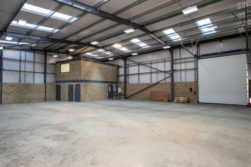 TowndoorLtd's tweet image. New pictures of Unit D at #TheDyeworks have been added to our website: ow.ly/Yw5Fd