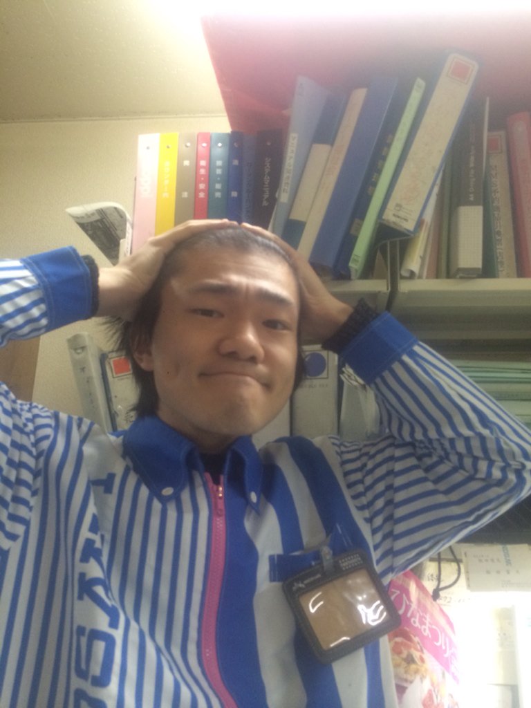 亀田大吉 芸人から動画編集者へ Su Twitter 亀田大毅選手がセブンイレブンでバイトしていると話題やが 亀田大毅のパチモンの亀田大吉はlawsonで絶賛バイト中や 来週には 亀田大毅選手が働いていたセブンイレブン行こうかと思ってます T Co R1dobpw5yl