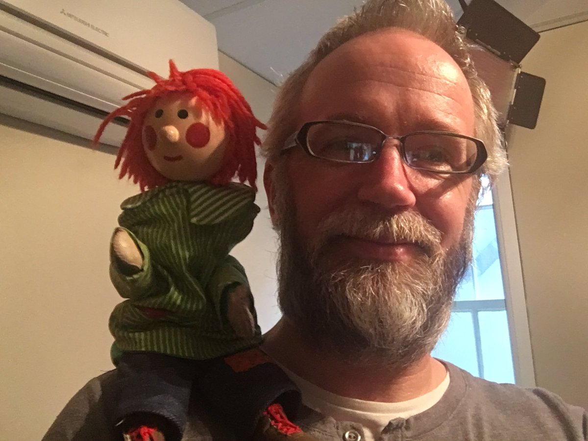 bouncesound's tweet photo. Look who we had the pleasure of recording today for @WEEEIreland great, fun session as always. https://t.co/ceEpP1yArG