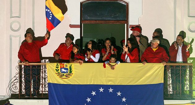 ConElMazoDando's tweet photo. Enmienda constitucional amplió derechos políticos en Venezuela https://t.co/JqQps5g7NR https://t.co/wA2rNf44TZ