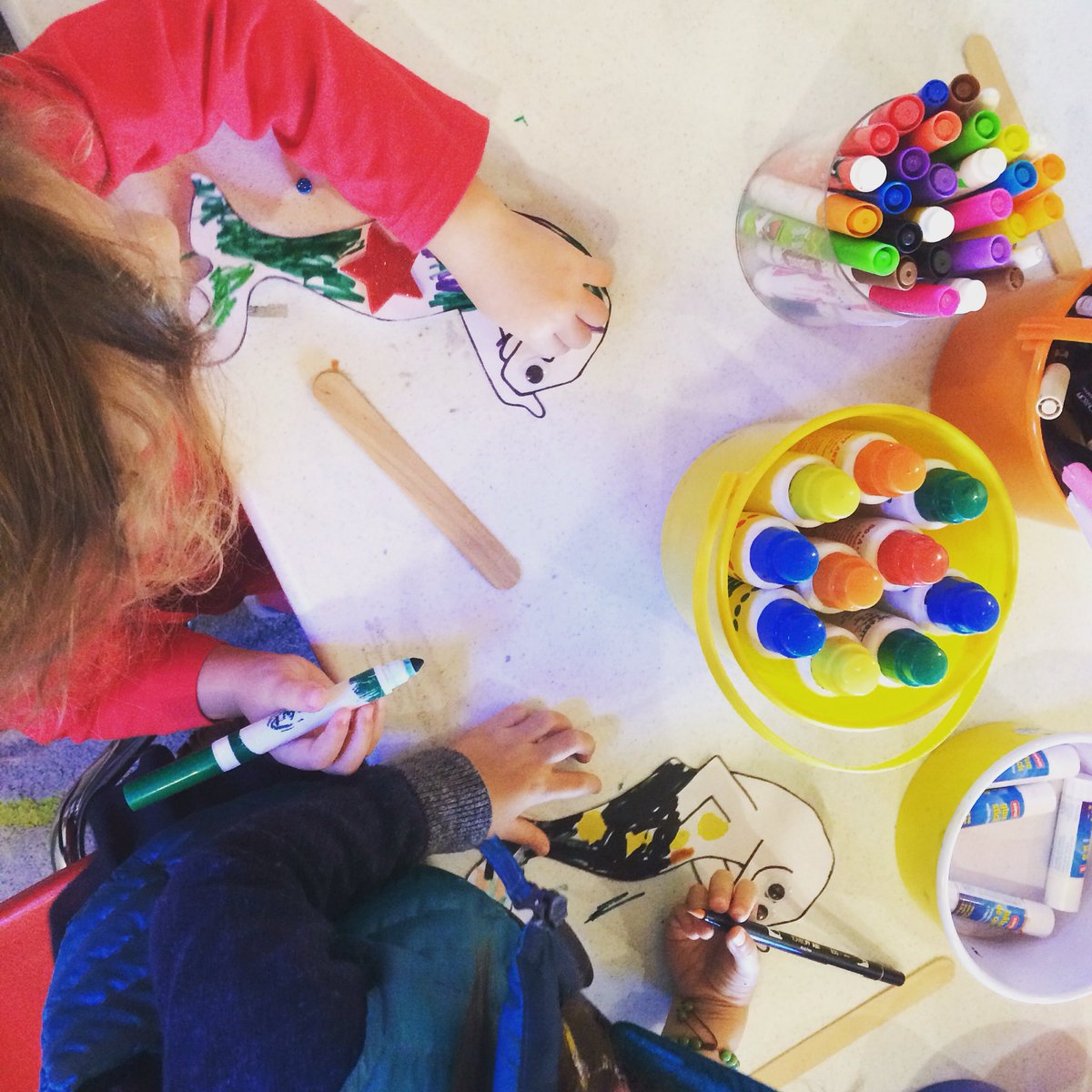 BooksandCookies's tweet photo. Lots of love for #OHSULLY as we decorated our own whales!#localauthors #storytime #KevinGard #treeswingpress https://t.co/YL4l5WyXjM