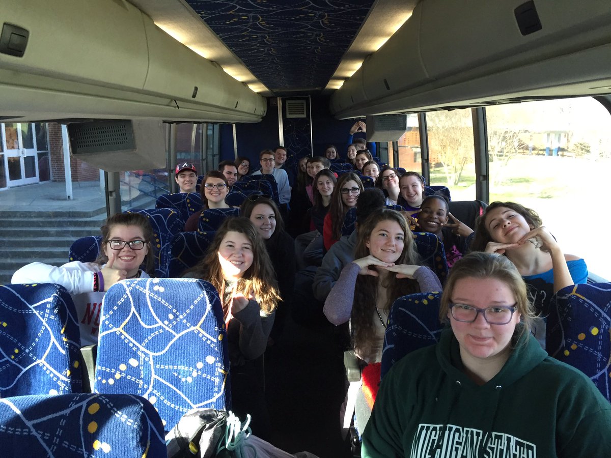 And we are off to Georgia!! <a href="/WA_Cappella/">WA Cappella</a> @WAHS_Chorus
